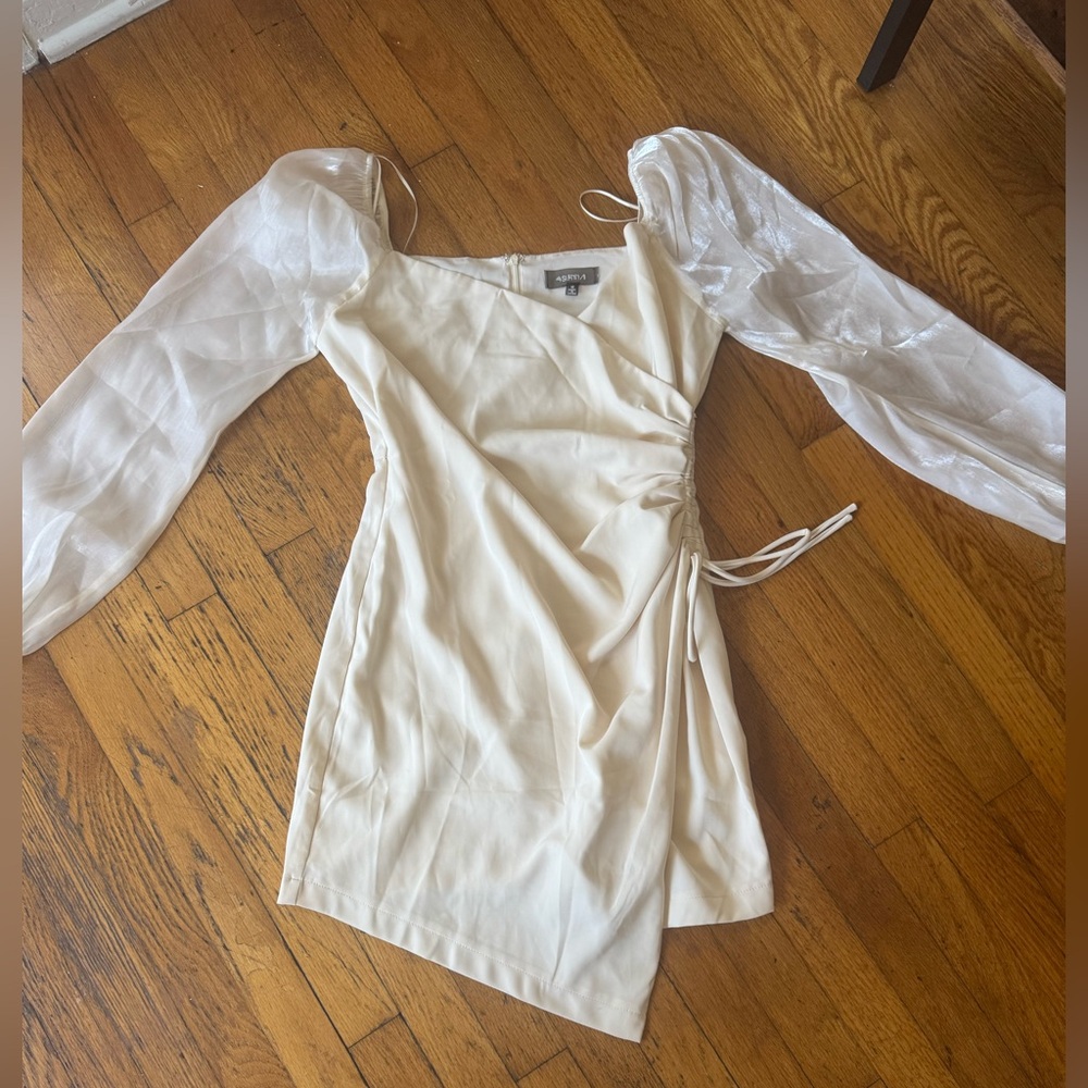 4SI3NNA Cream Dress with Sheer Sleeves